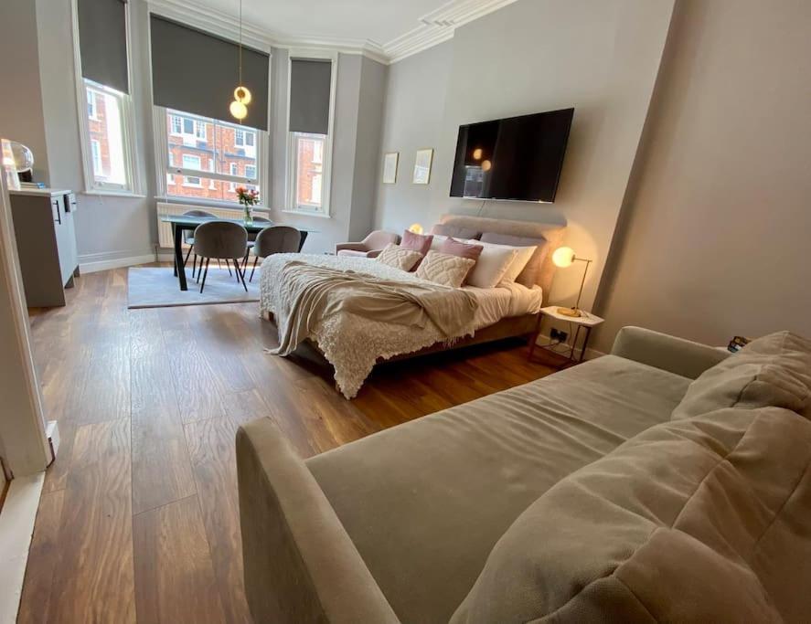 Studio For 3 Near Regents Park N5 London Exterior foto