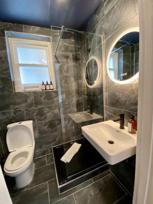 Studio For 3 Near Regents Park N5 London Exterior foto