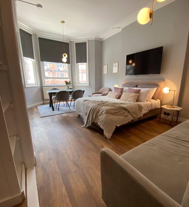 Studio For 3 Near Regents Park N5 London Exterior foto