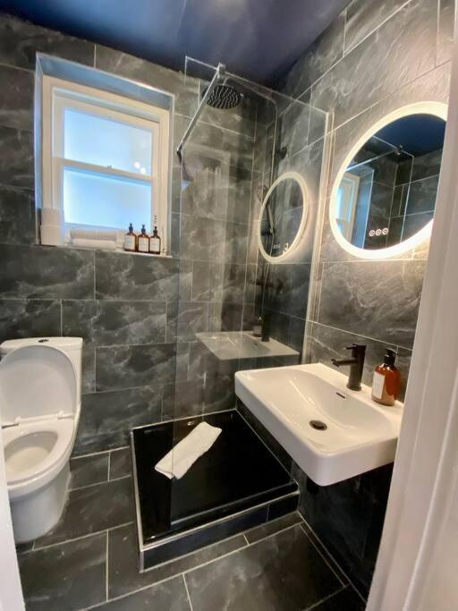 Studio For 3 Near Regents Park N5 London Exterior foto